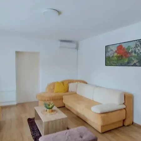 Sapat Sume Holiday home